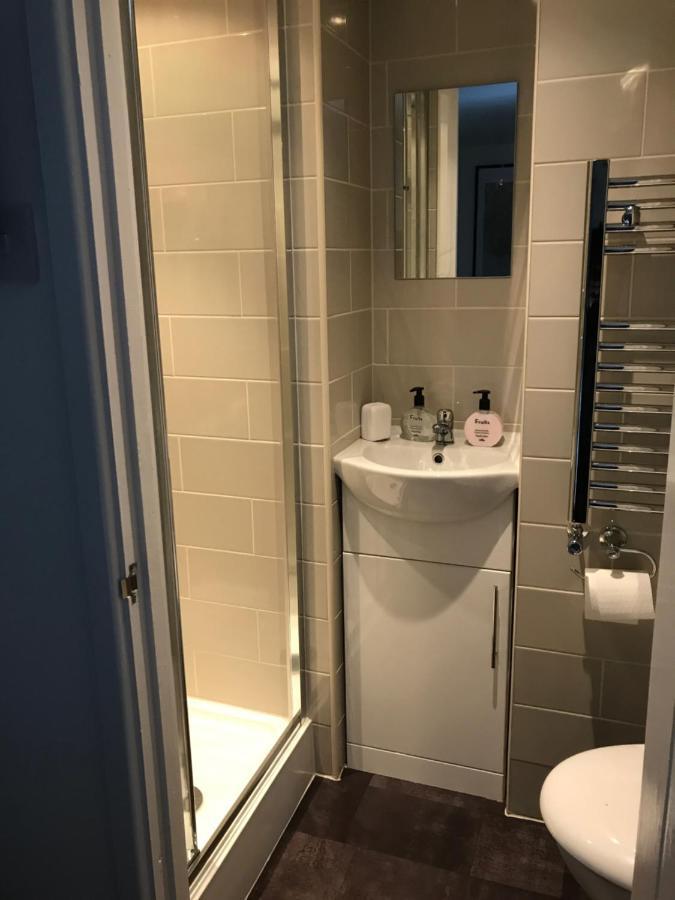 Cwtch Farm Bed & Breakfast Ystalyfera Εξωτερικό φωτογραφία